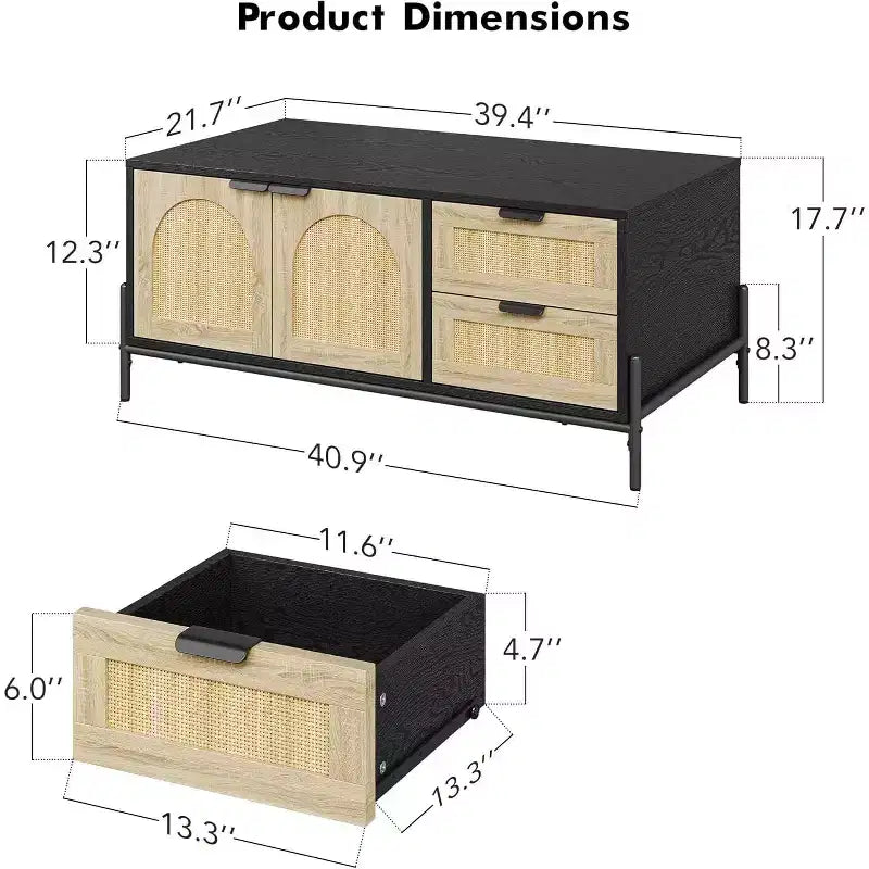 Table basse contemporaine en chêne noir de style médiéval
